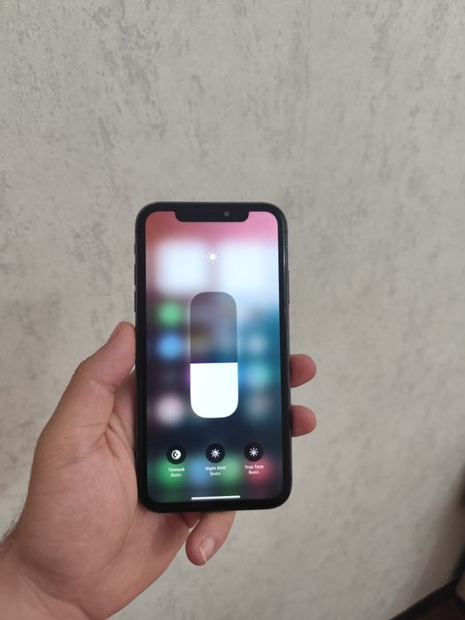 Айфон 11 64гб iPhone