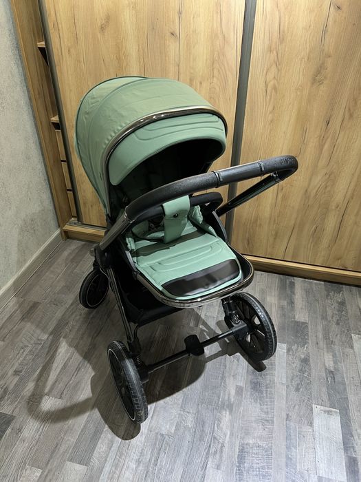 Продам коляску 3в 1от Fimos