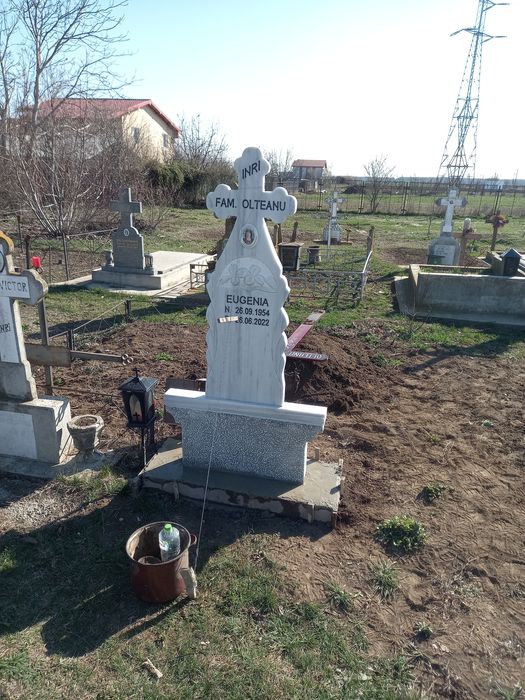 Felinar lumanari candelabru cruci marmura granit placi  poze scris