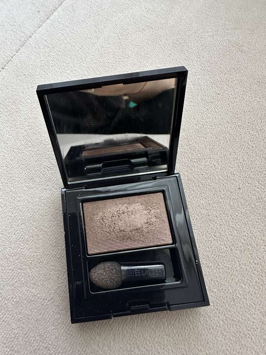 Сенки за очи на Estee Lauder