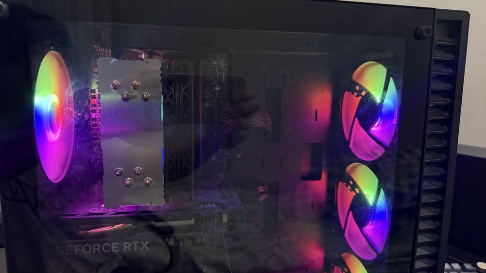 Компьютер с RTX 4060 и с полным комплектом