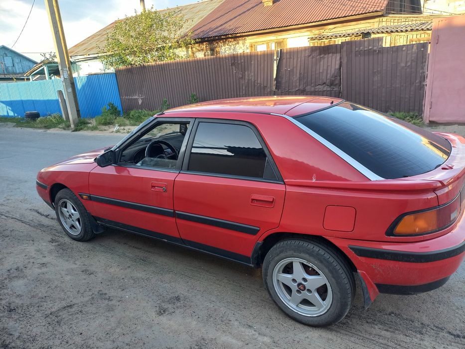 Продам мазду 323