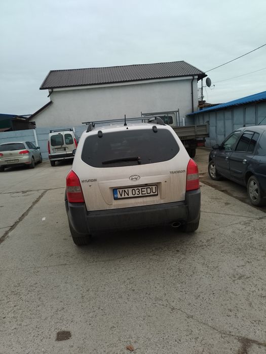 Vând Hyundai Tucson benzina și gpl