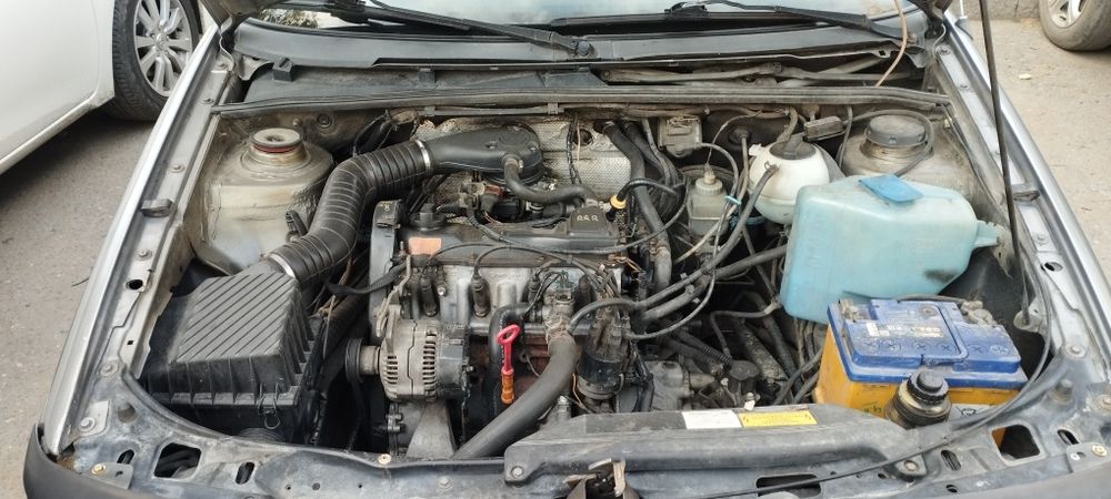 Пассат Б3 1.8 моно