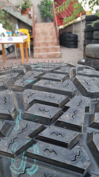 Anvelope Off Road LT305/60R18 Noi! 2 bucati