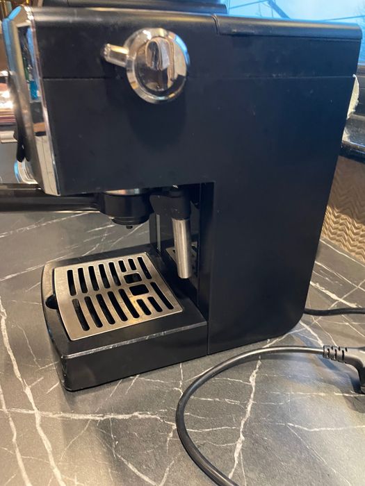 Expresor cafea Saeco funcționează