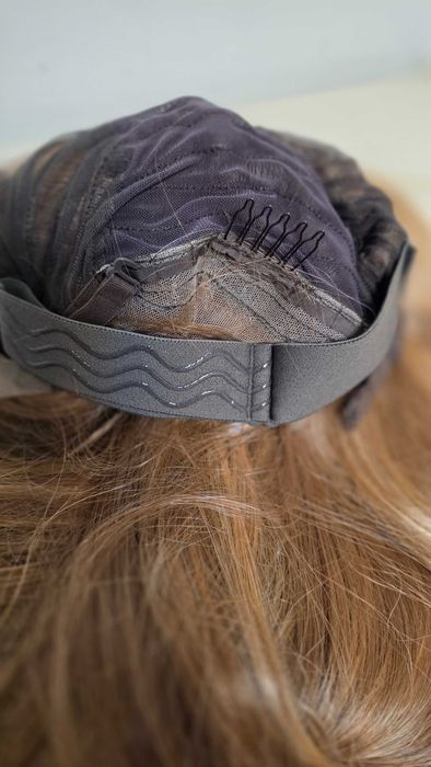 Perucă Sapphirewigs 13×6 lace front, 66 cm, maro deschis, densitate 150% – nouă
