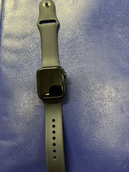 Apple Watch SE (2024) – 40 мм, GPS, Midnight