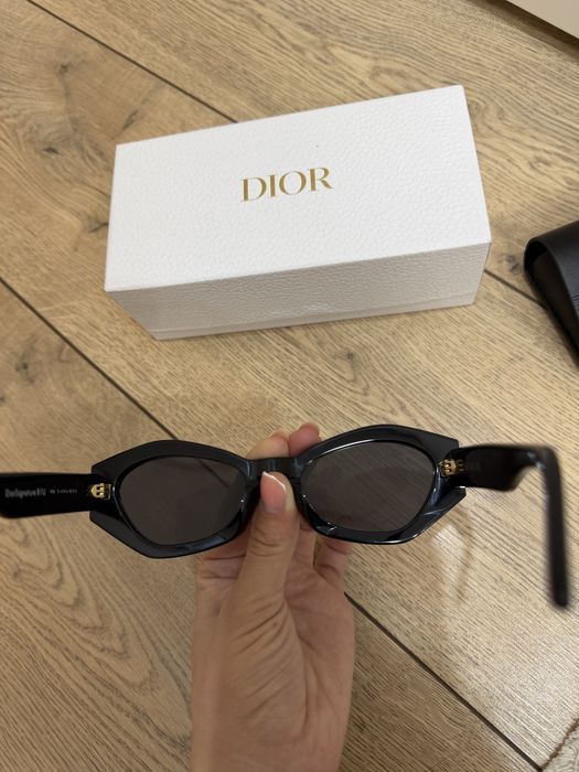 Очки солнцезащитные Dior Signature B1U