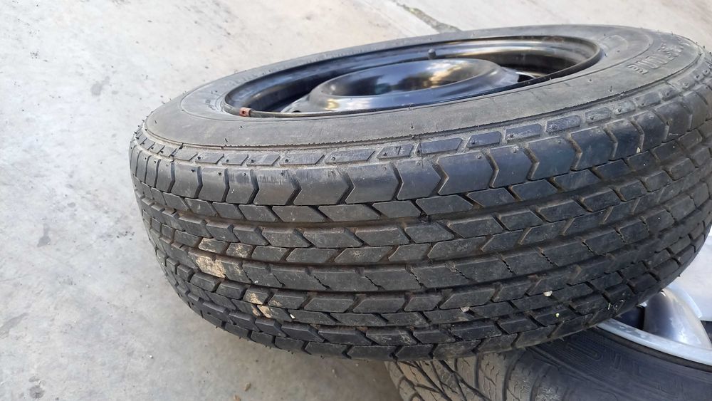 резервна гума нисан  nissan  хюндай 4 100 14