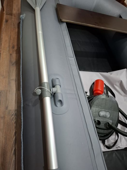 Новая лодка 280см 2х местная