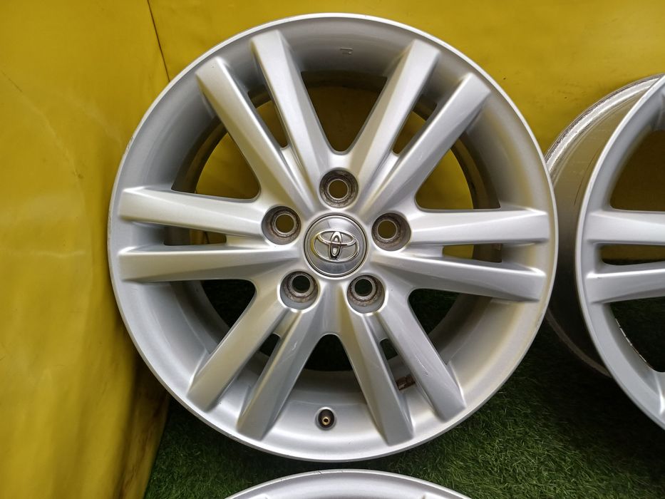 Диски R16 5x114.3 на Toyota и другие.