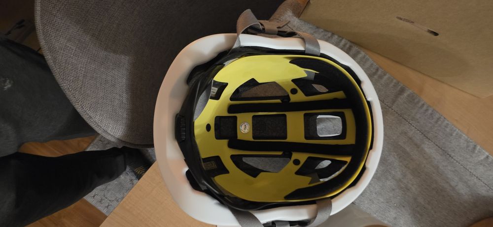 каска specialized camber