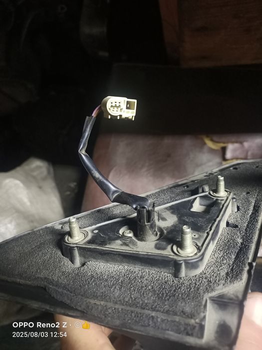 Зеркало заднего вида