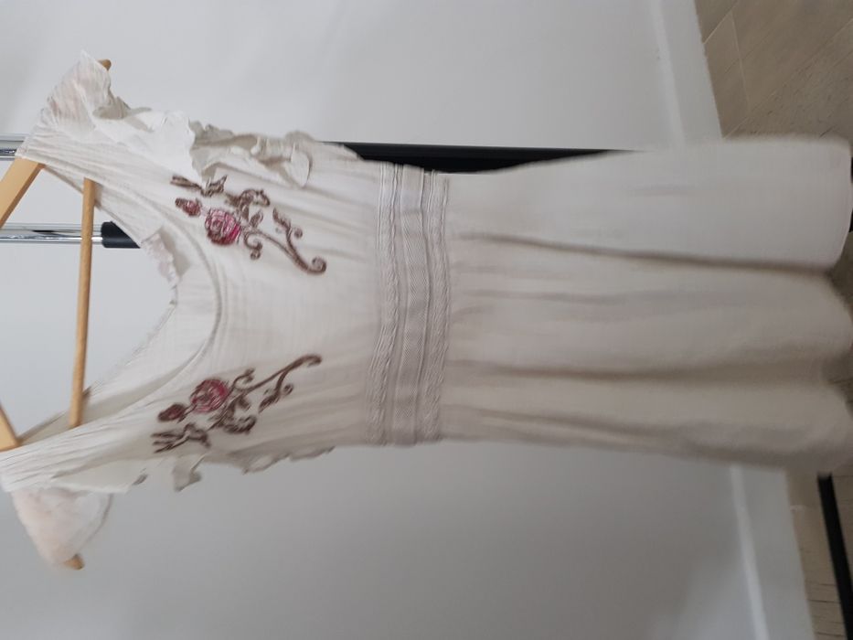 Rochii casual diferite modele