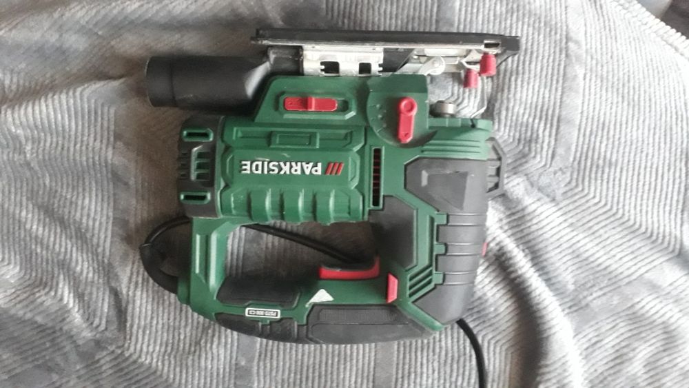 Прободен трион Parkside 800W