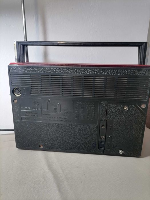 Радио ретро в рабочем состоянии Олимпийский