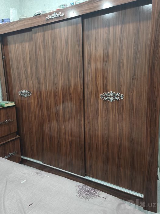 Продаю спальный мебель