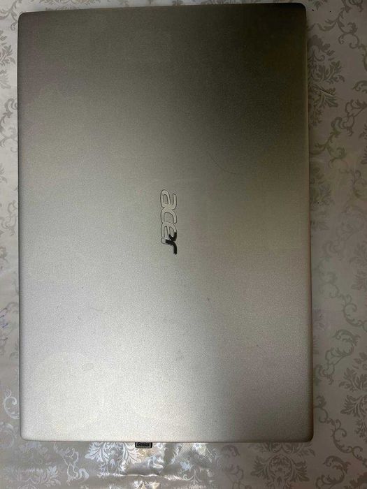 Acer ноутбук в хорошем состоянии
