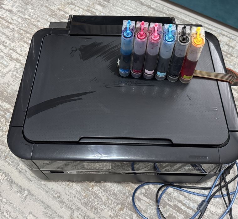 цветной принтер Epson