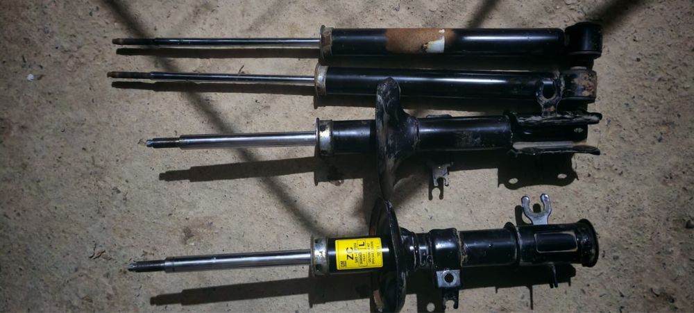 Амортизатор передний, задний