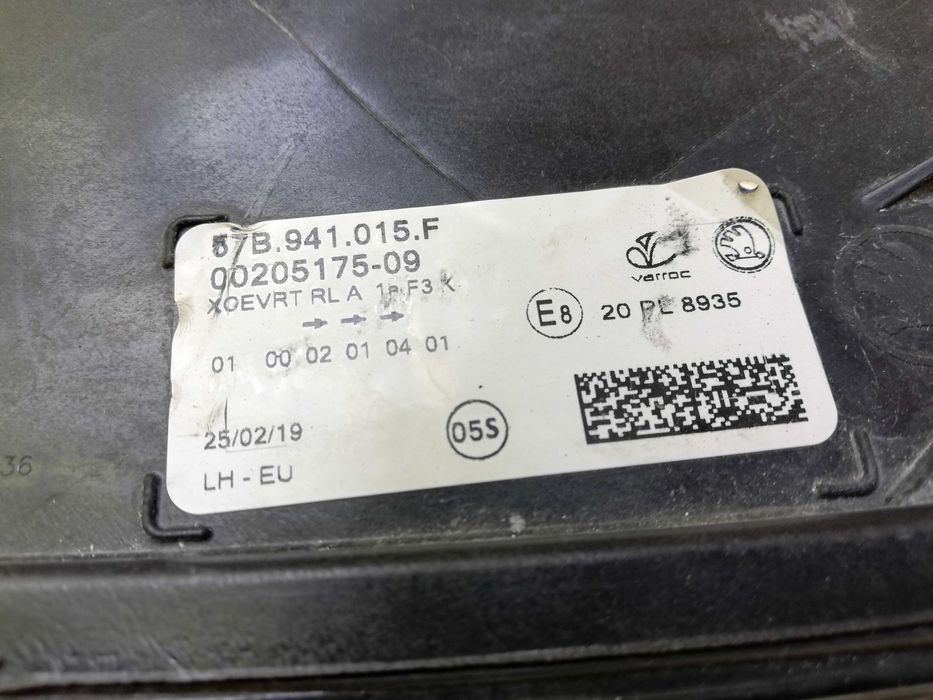 Фарове Шкода Карок LED / Фар Skoda Karoq FULL LED ляв десен Оригинални