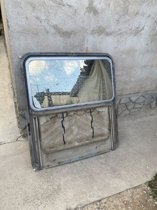 Продам люк на опель атсра.