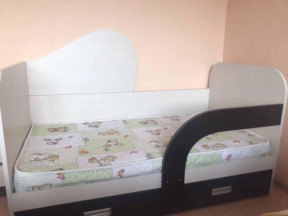 Детско легло в отлично състояние