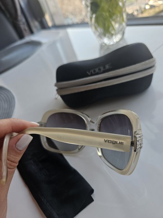 Слънчеви очила Vogue