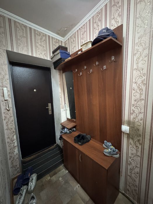 Продам прихожую для дома