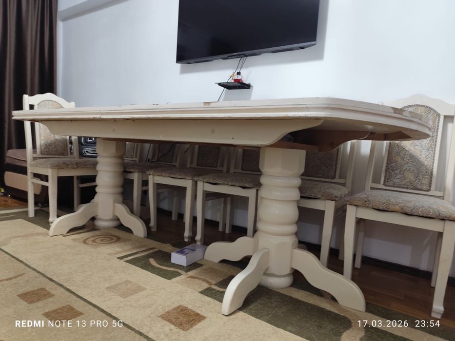 Продается овальный стол