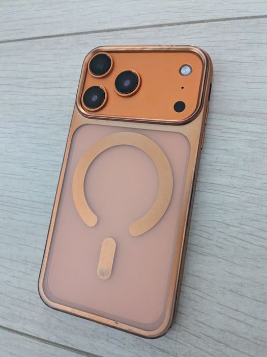 Iphone 11 в корпусе 17 pro max