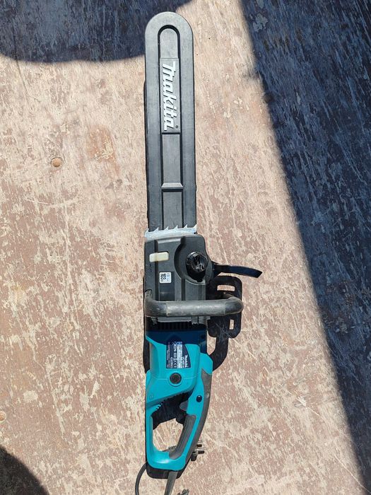 MAKITA UC4051A Ferastrau electric cu lant.
