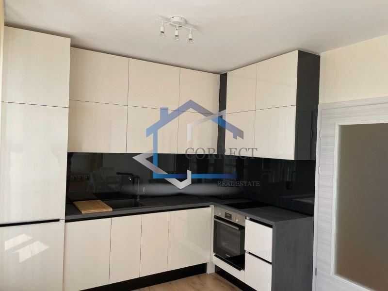 Дава се под наем Тристаен апартамент в с. Аспарухово, Област Варна - 110 кв.м за 918 € - Снимка #1