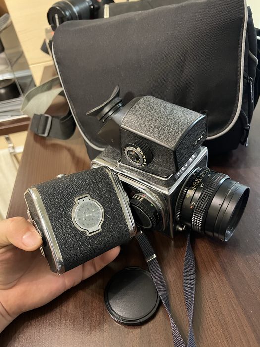 Kiev 88 + TTL Viewfinder + waist level finder + 80 /2.8 MC Volna 3