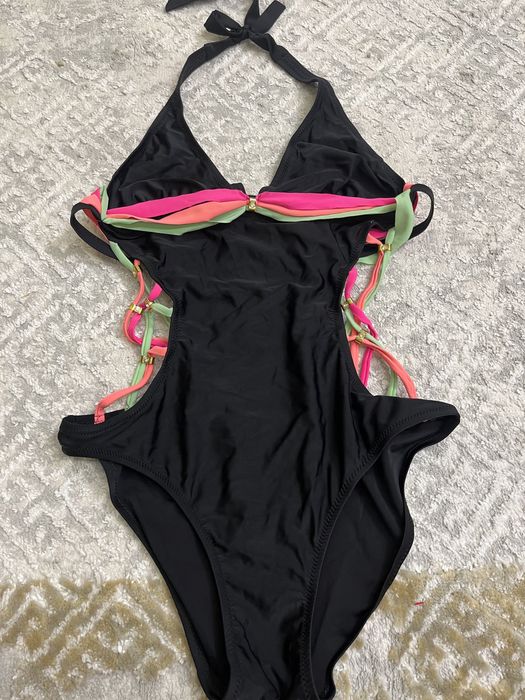 Продам купальник