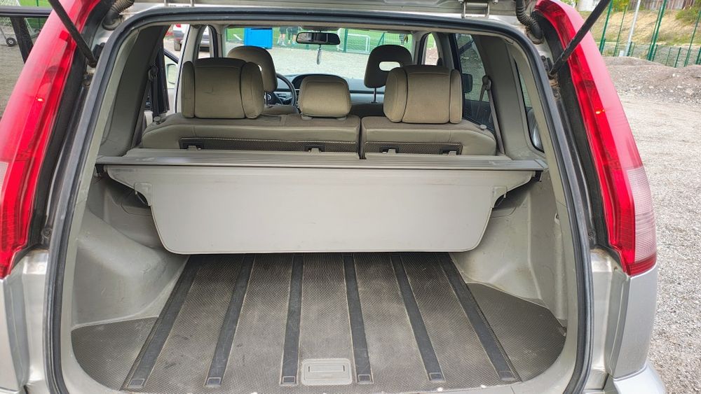 Продавам Nissan Xtrail 2.5 бензин