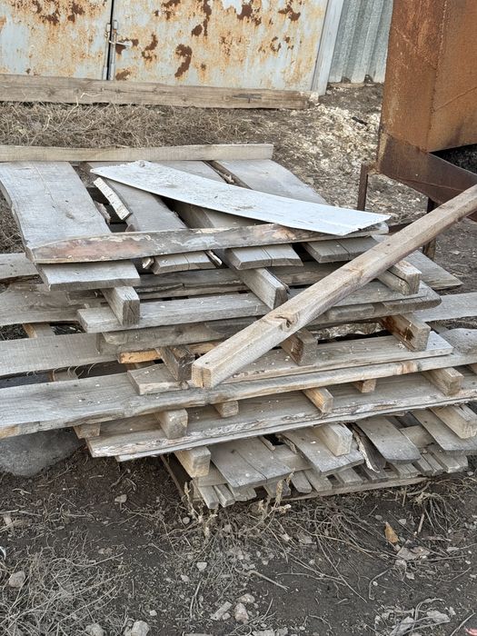 Продам поддоны самовывоз