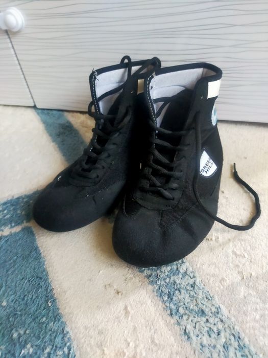 Продам боксерки срочно