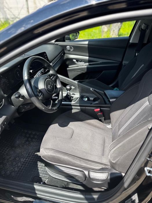 Hyundai Elantra 2021 1.6 i