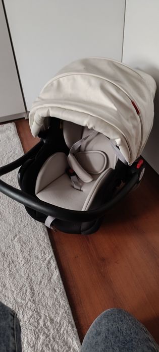 Детская коляска с автокреслом