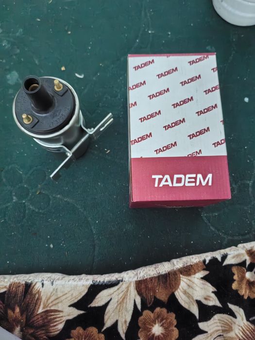 Продаёт катушку зажигания  для ваз 2106  Babina sotiladi yangi