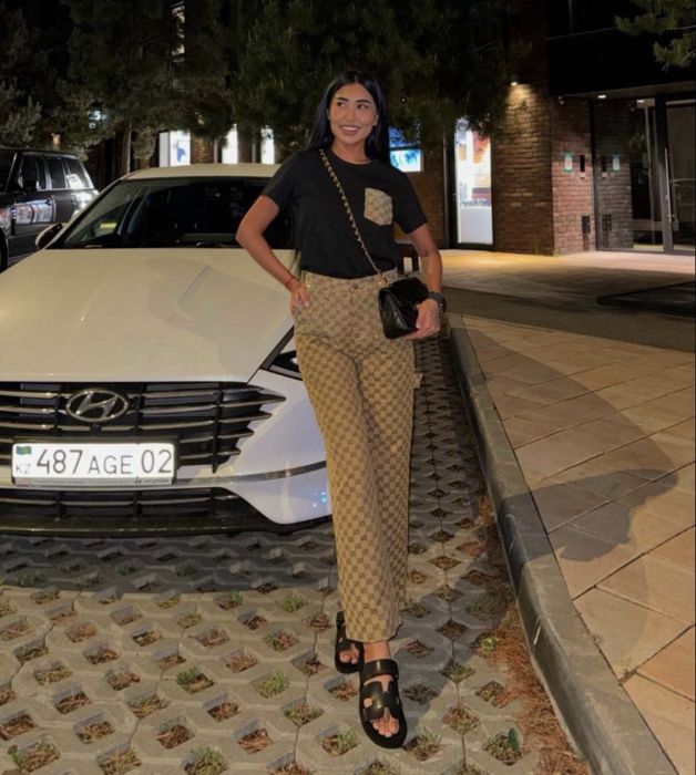 Дамски сет от две части Guc*i