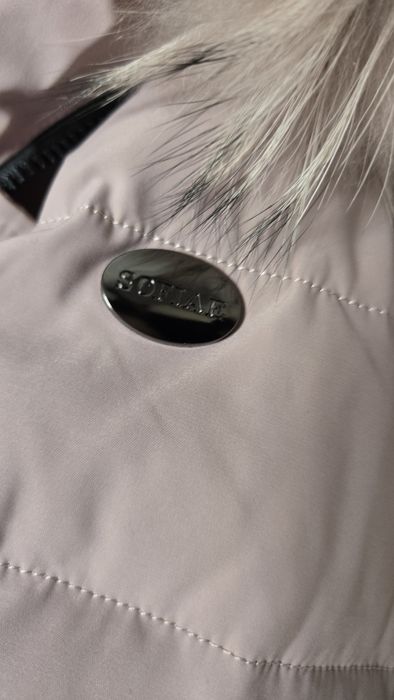 Зимно яке с качулка от естествен косъм