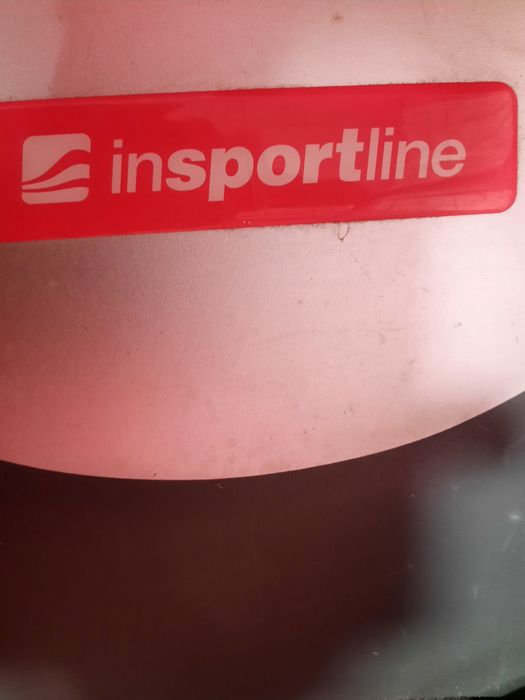 Продавам бягаща пътека Insporline