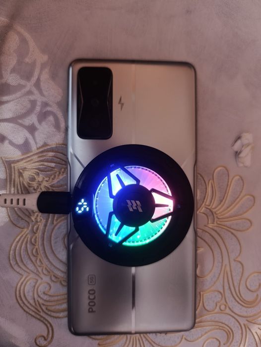 Продам poco f4 gt