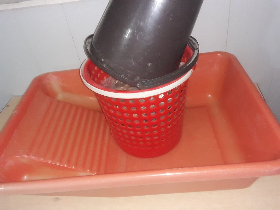Сковородки,тазы,ведра и другое
