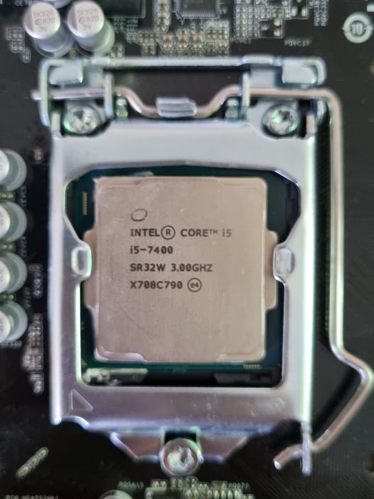 Материнская плата с процессором Intel