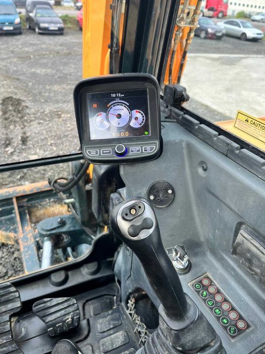 Excavator Hyundai R 80 CR-9A