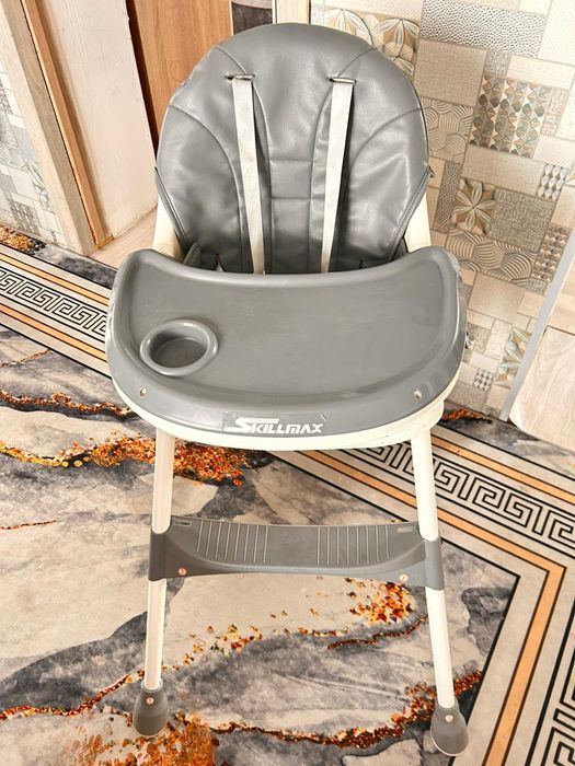 Продам детский стол для кормления.